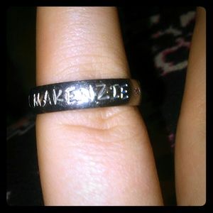 Makenzie name ring (real silver)